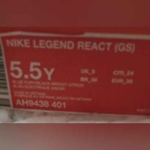 NIB Nike Legend React GS - Picture 6 of 6